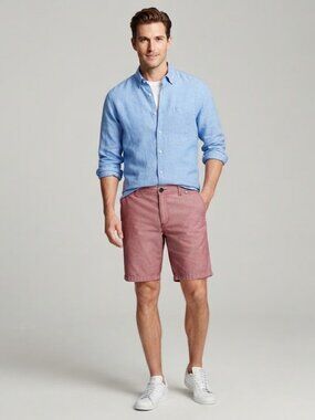 Modern Amusement Burgundy Red Chino Walk Shorts Size 32 10.25" Inseam